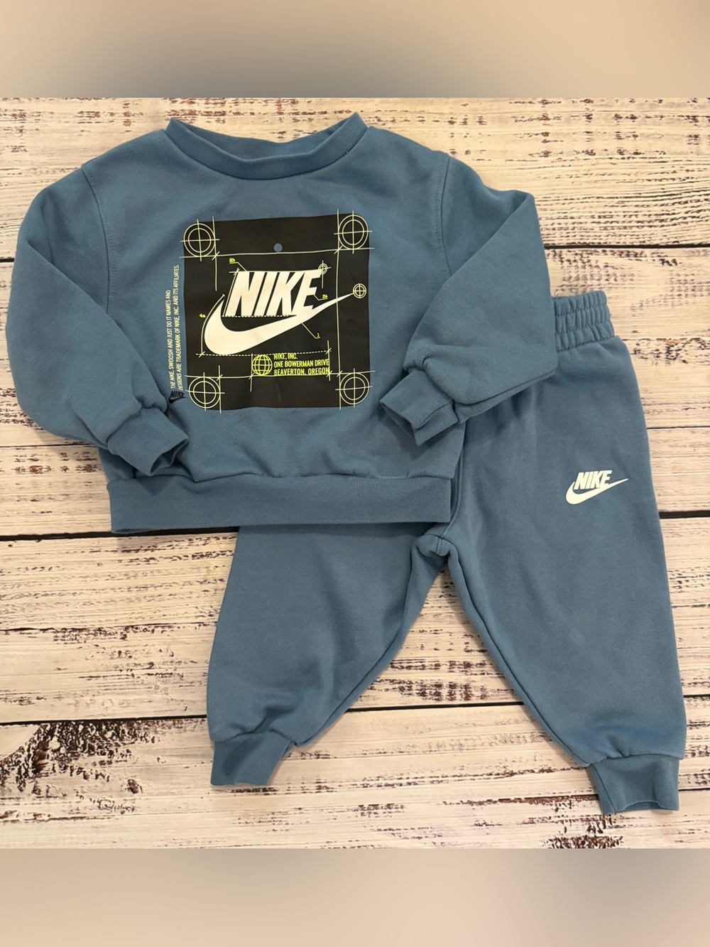 Nike 2T Toddler Boys Athletic Set